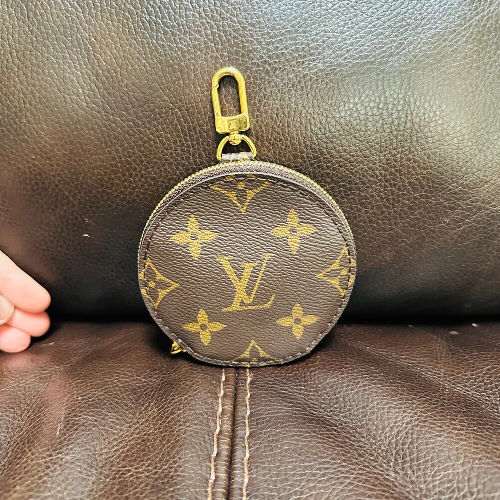 Louis Vuitton Round Coin Purse